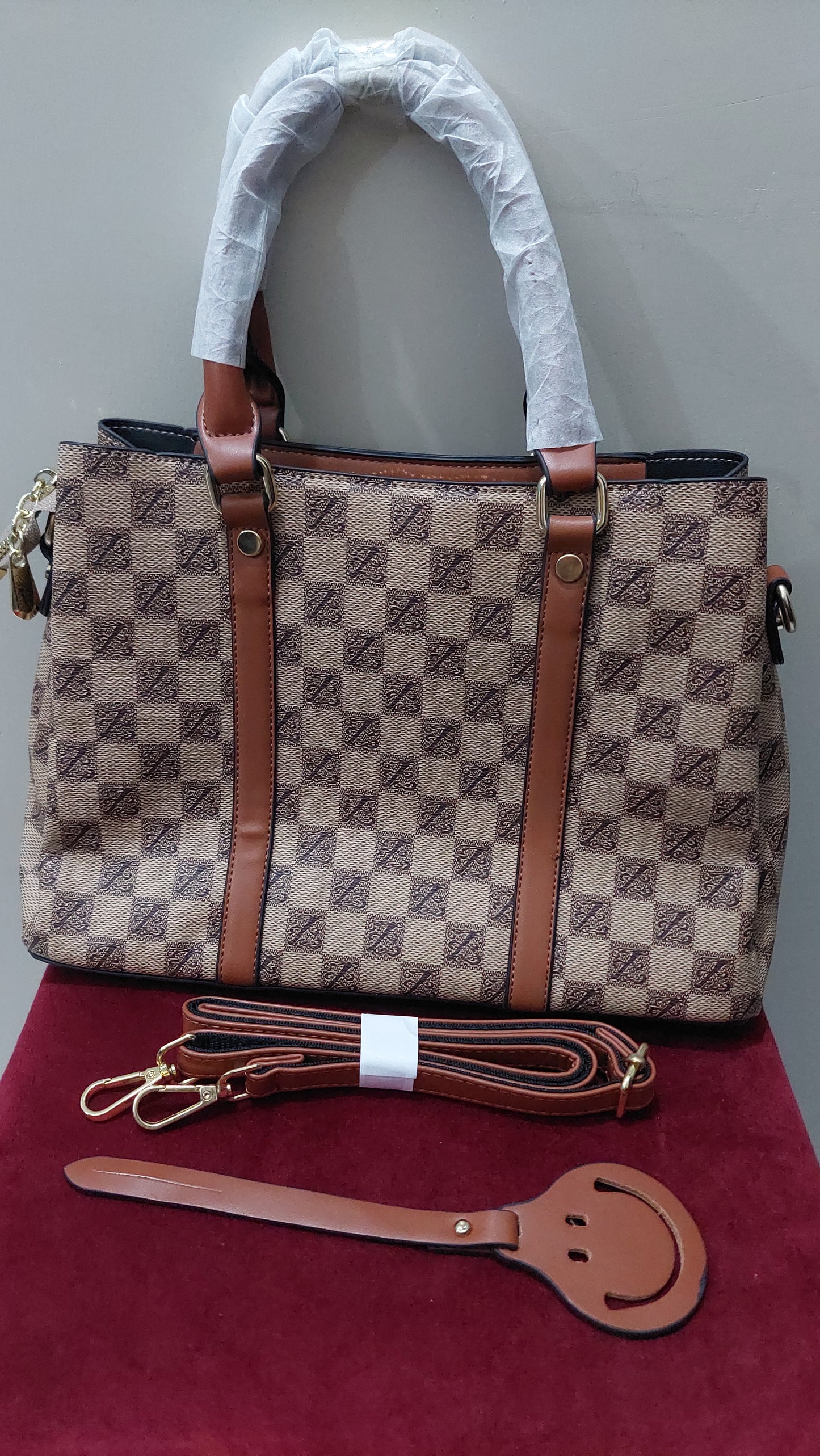 Signature Checkered Print Tote Handbag – Beige & Brown with Leather Accents