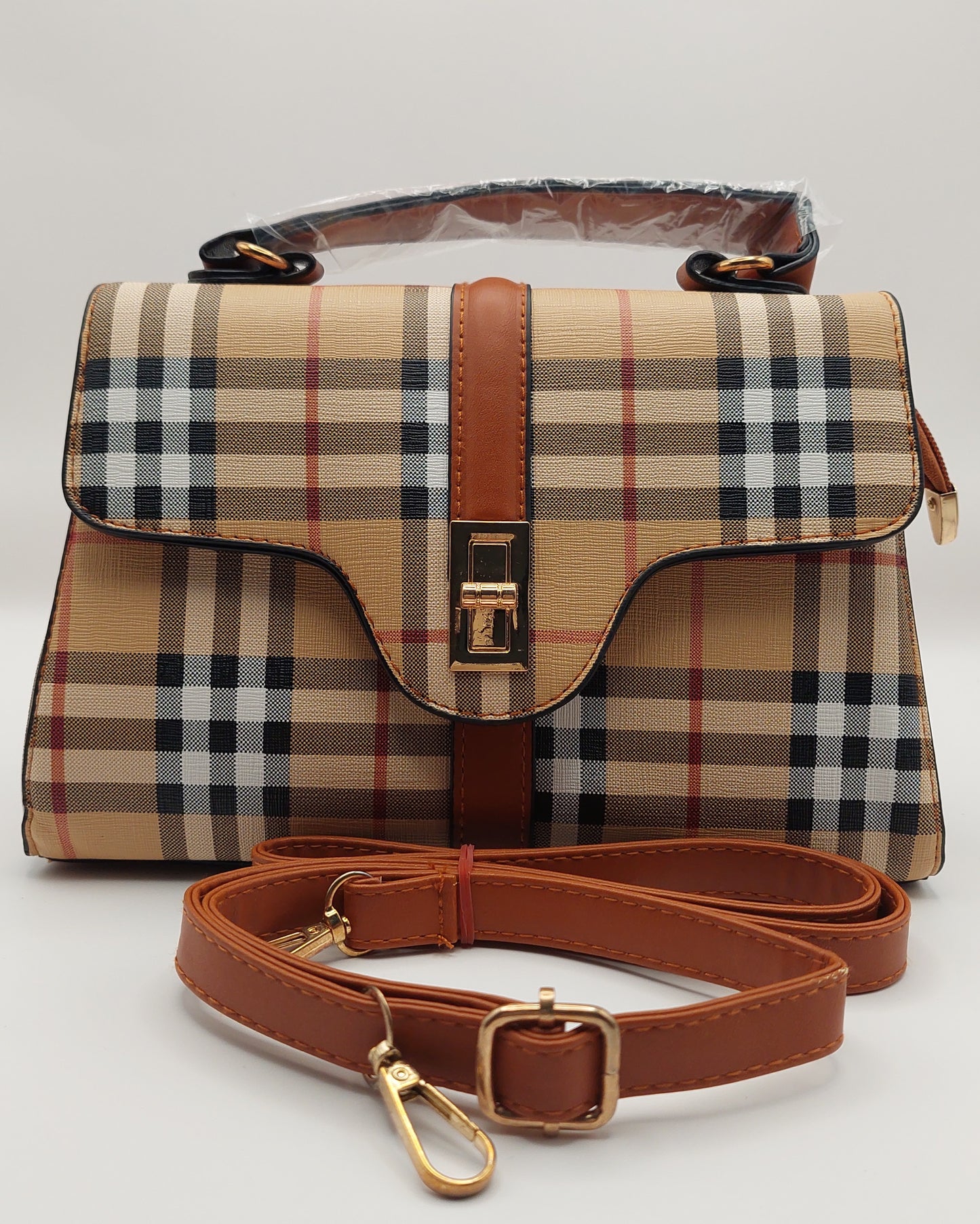 Premium Checkered Pattern Handbag – Stylish & Functional