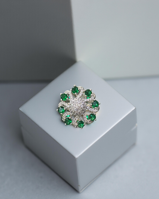 Adjustable Elegant Green Stone Floral Ring