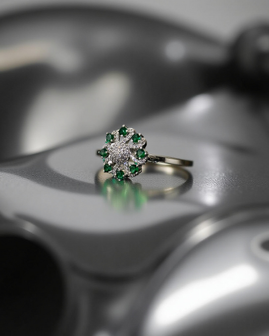 Adjustable Elegant Green Stone Floral Ring