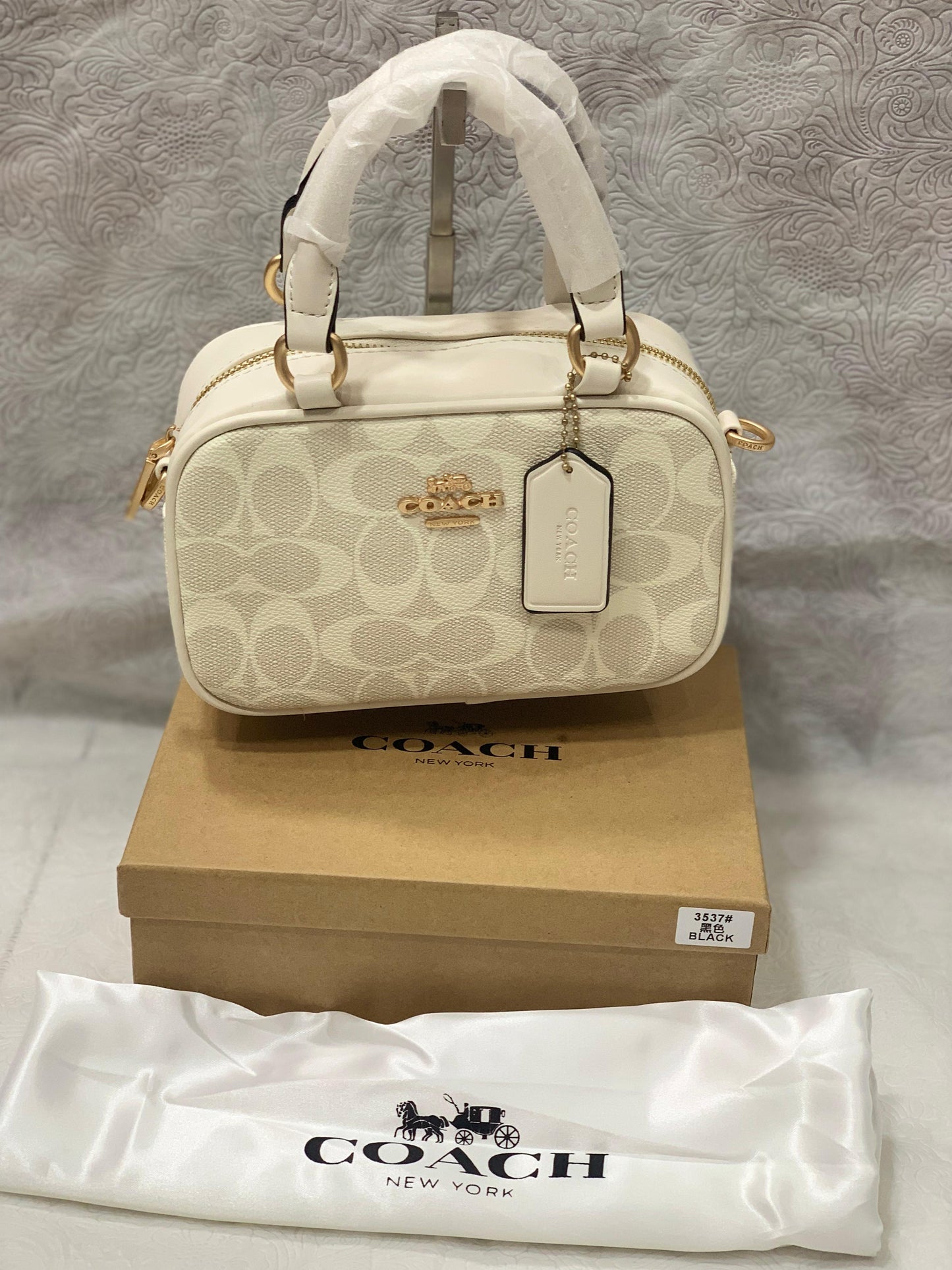Coach Signature Designer Shoulder Bag