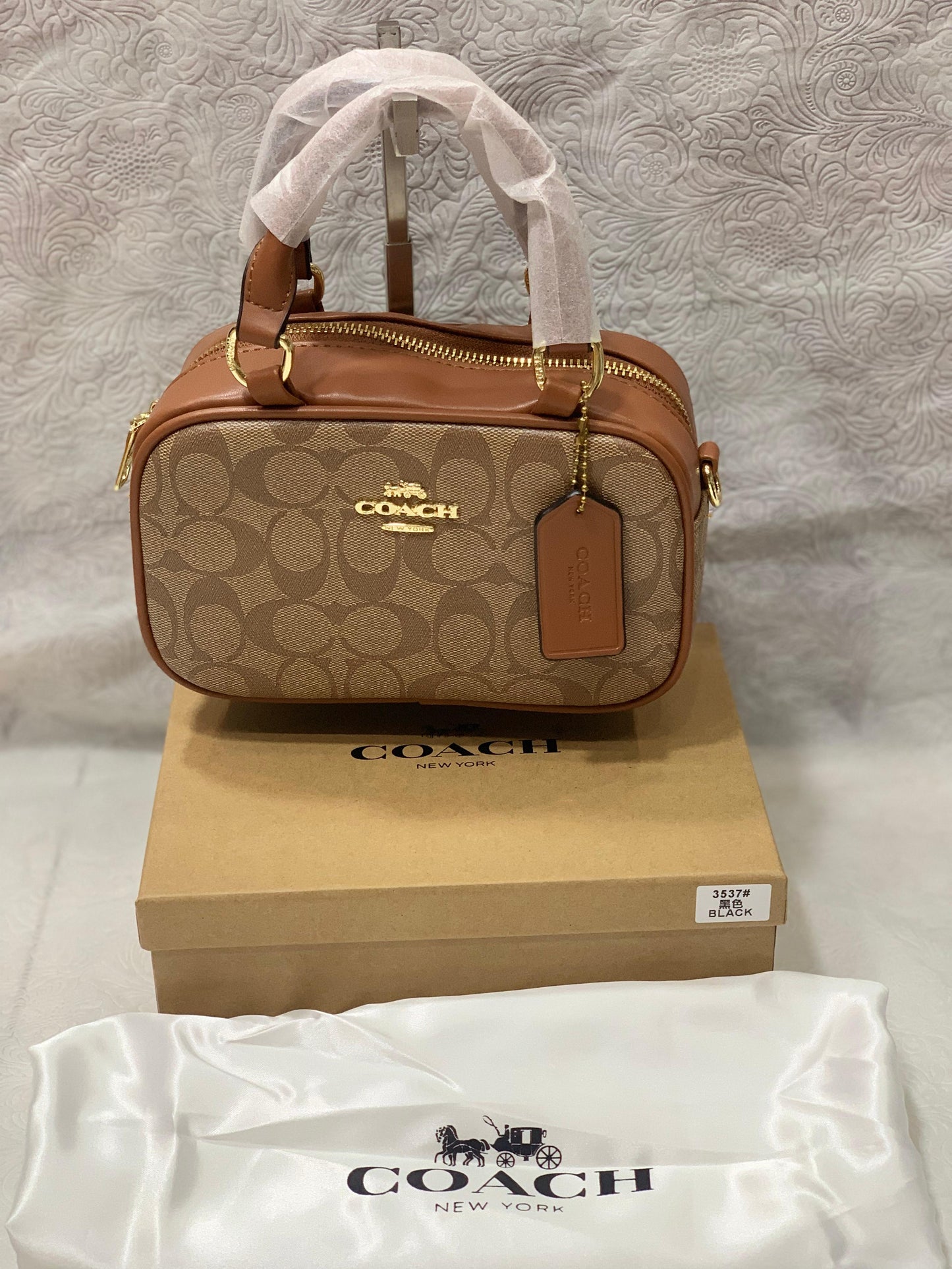 Coach Signature Designer Shoulder Bag